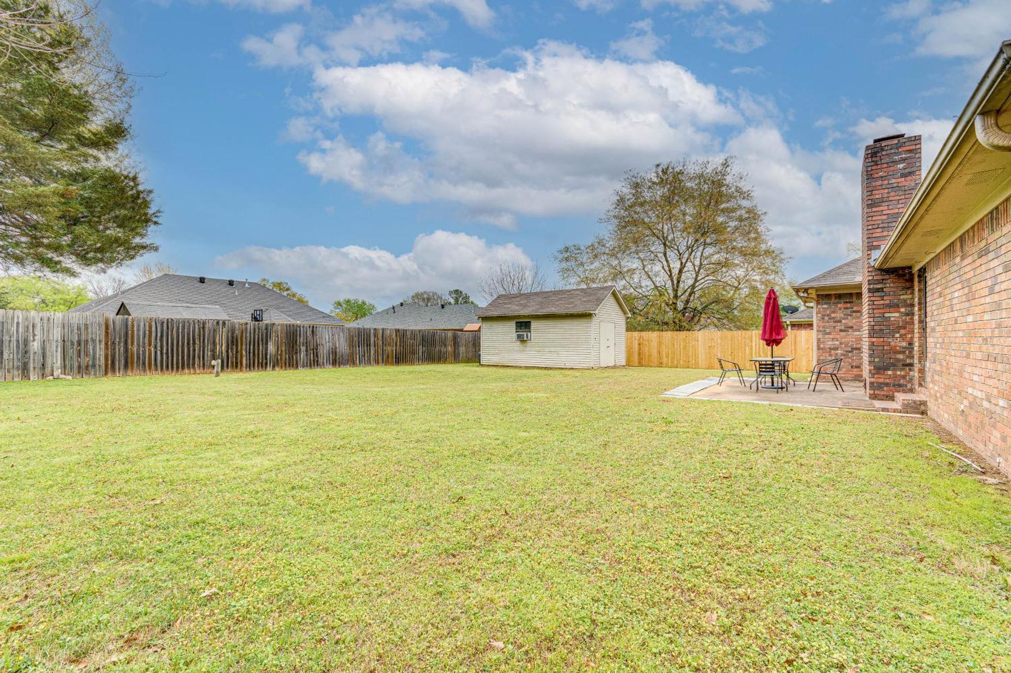 Pet-Friendly Conway Home 1 Mi To Hendrix College! Exterior photo